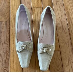 Ann Taylor suede heel